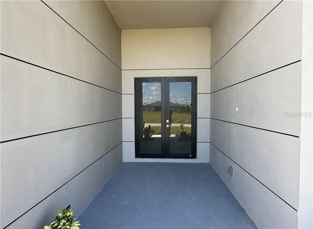 4238 NW 34TH TERRACE, CAPE CORAL, FL — photo 2 of 30
