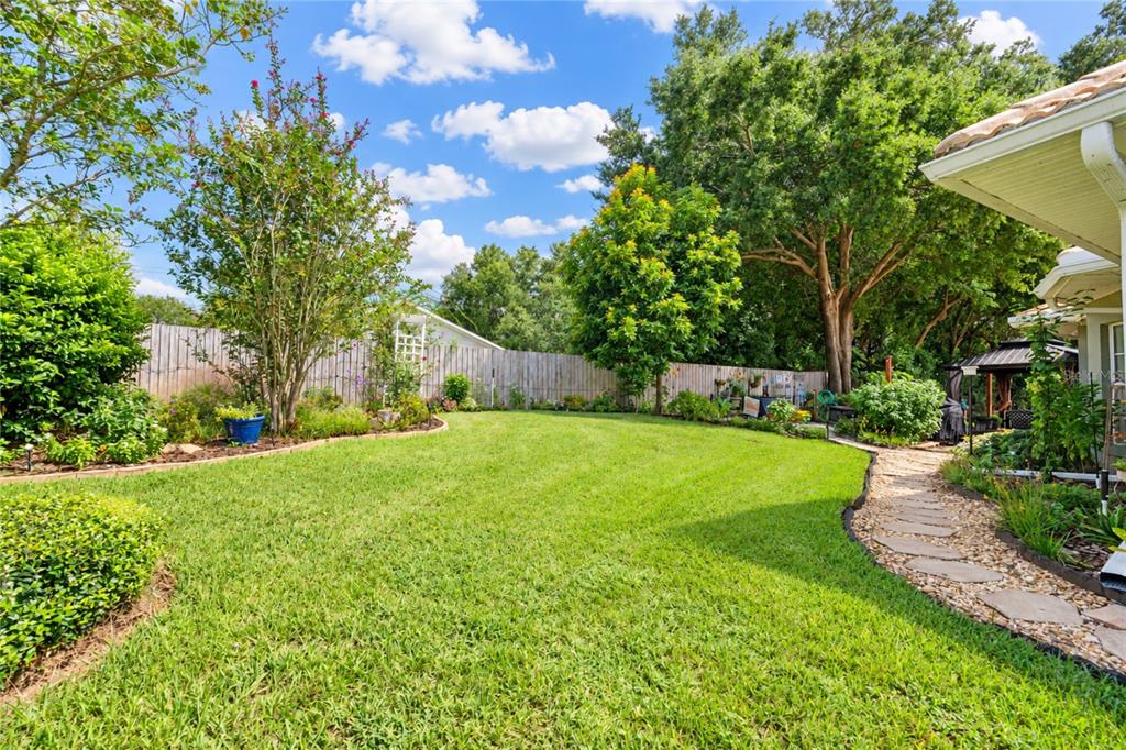 126 HARBOR WAY, AUBURNDALE, FL — photo 5 of 39