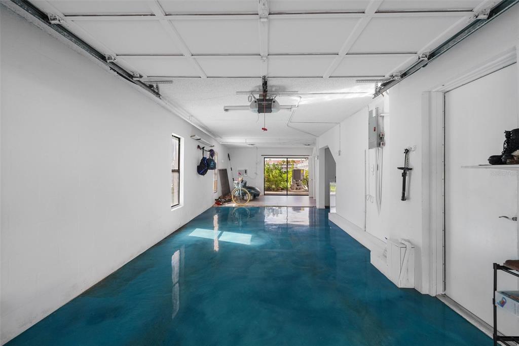 12140 CAPRI CIRCLE S, TREASURE ISLAND, FL — photo 5 of 53