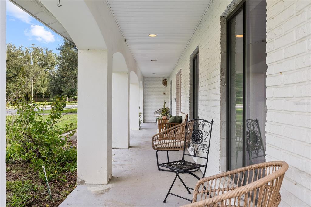 10908 GILLETTE AVENUE, TEMPLE TERRACE, FL — photo 3 of 30