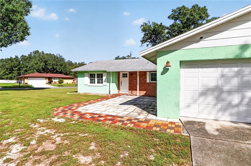 2140 CREEK SIDE DRIVE, LAKELAND, FL — photo 4 of 56