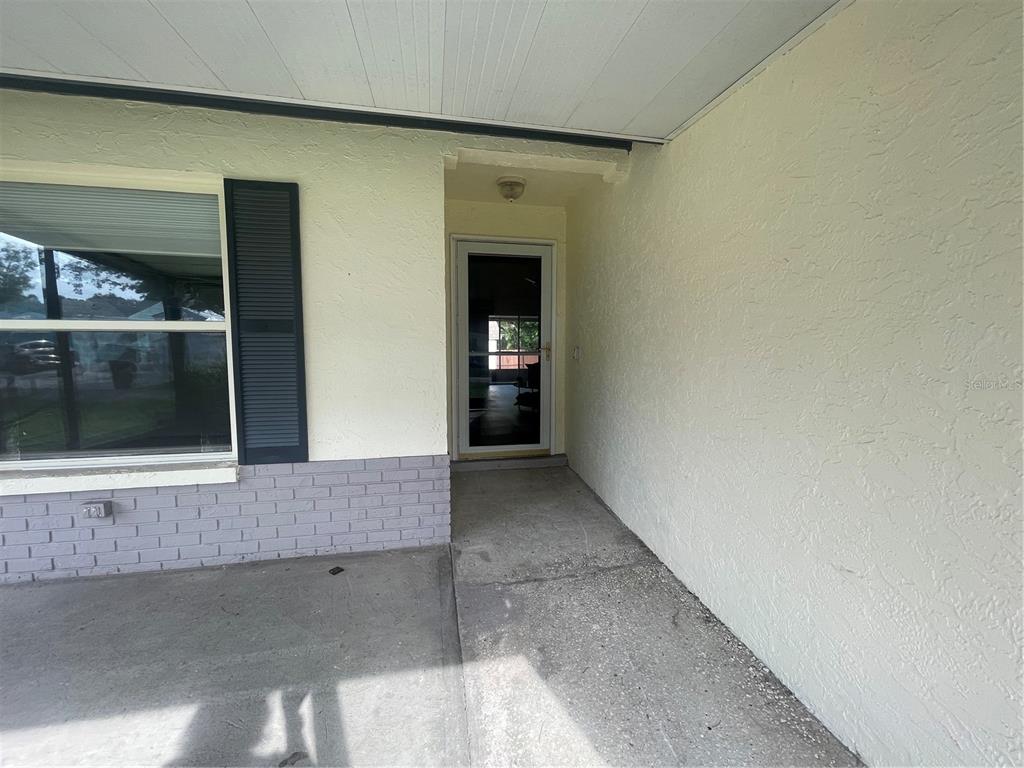6806 S GABRIELLE STREET, TAMPA, FL — photo 4 of 30