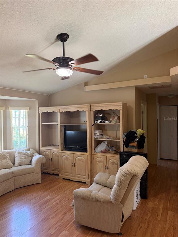 11 SLINGSHOT COURT, PALM COAST, FL — photo 2 of 5