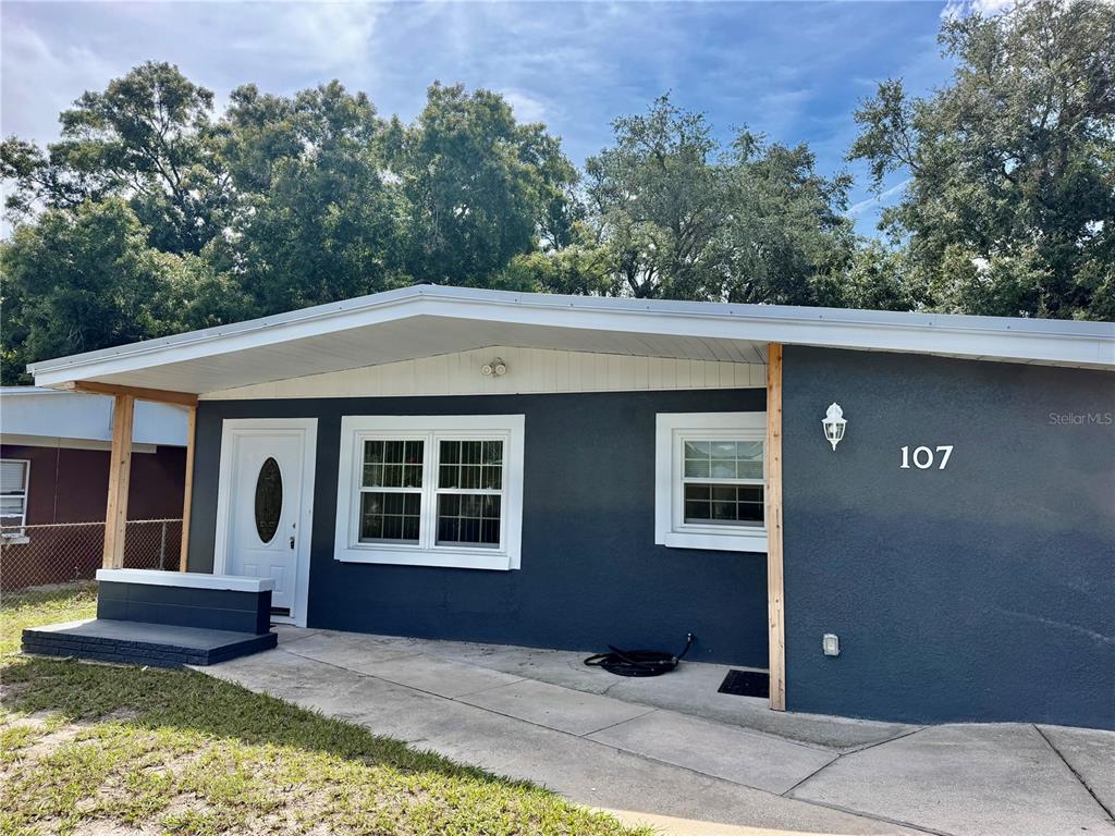 107 SHIRLEY COURT, EAGLE LAKE, FL — photo 3 of 30