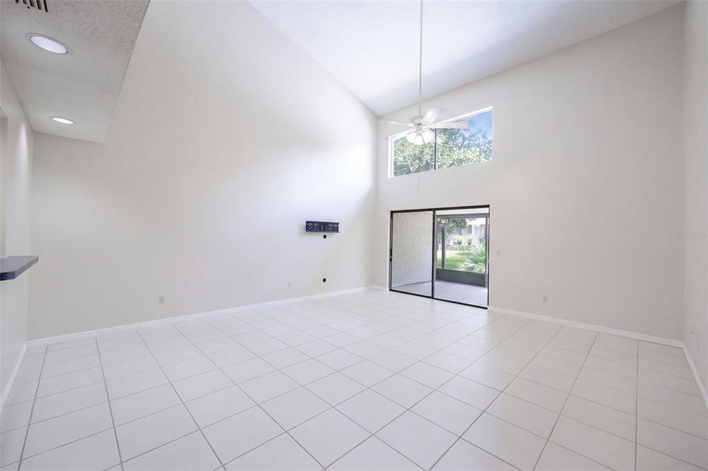 499 CLUB DRIVE, WINTER SPRINGS, FL — photo 4 of 30