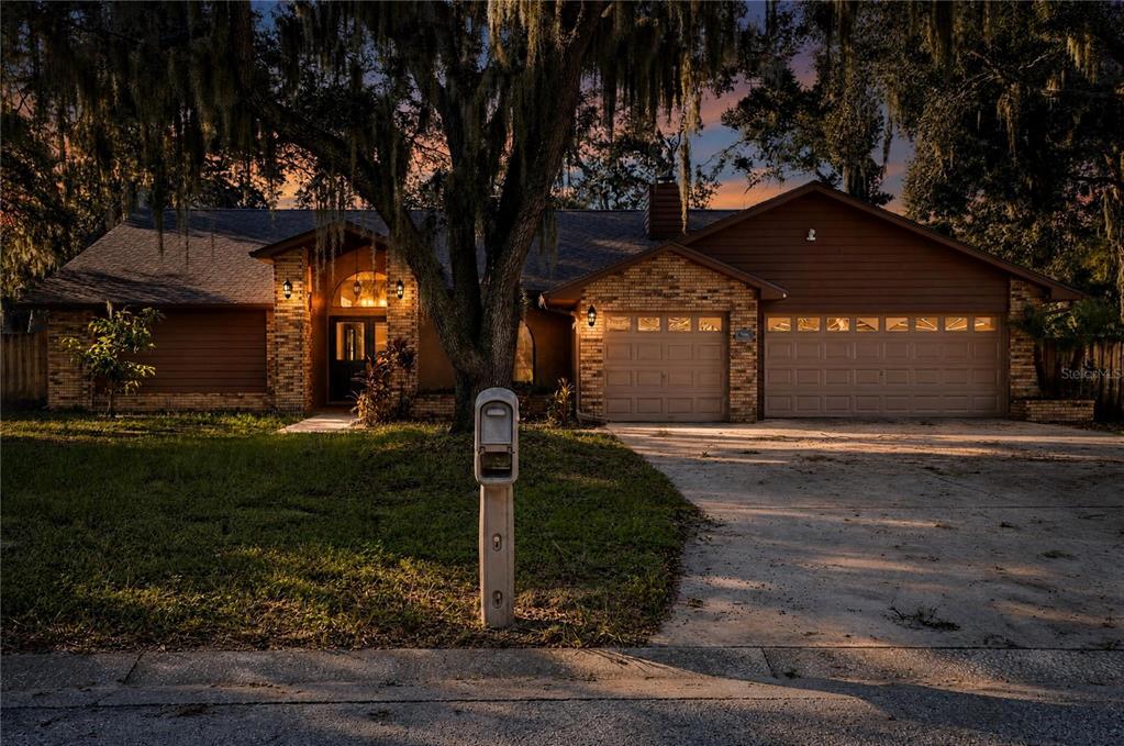 1005 HOLLYBERRY COURT, BRANDON, FL — photo 4 of 32