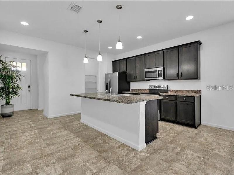 380 LAKE SMART CIRCLE, WINTER HAVEN, FL — photo 3 of 16