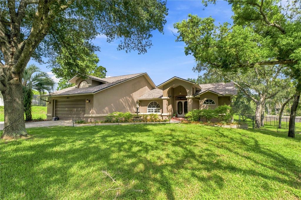 8171 CHAUCER DRIVE, WEEKI WACHEE, FL — photo 2 of 30