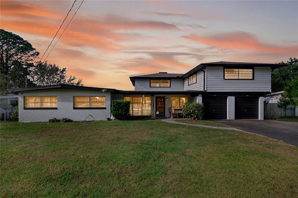 710 TWIN OAKS LANE