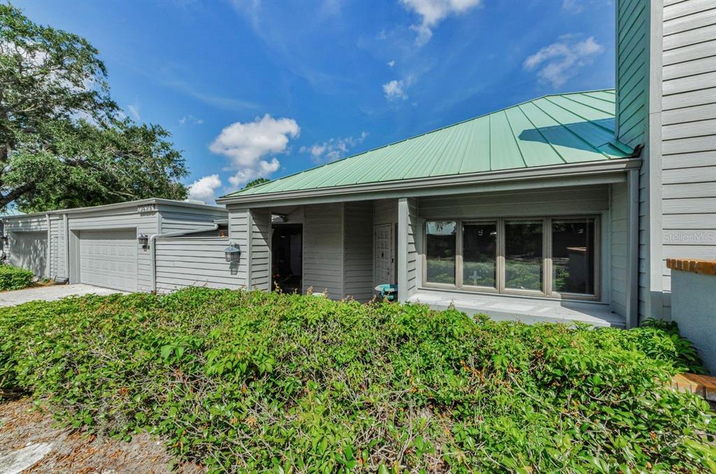 10479 LONGWOOD DRIVE