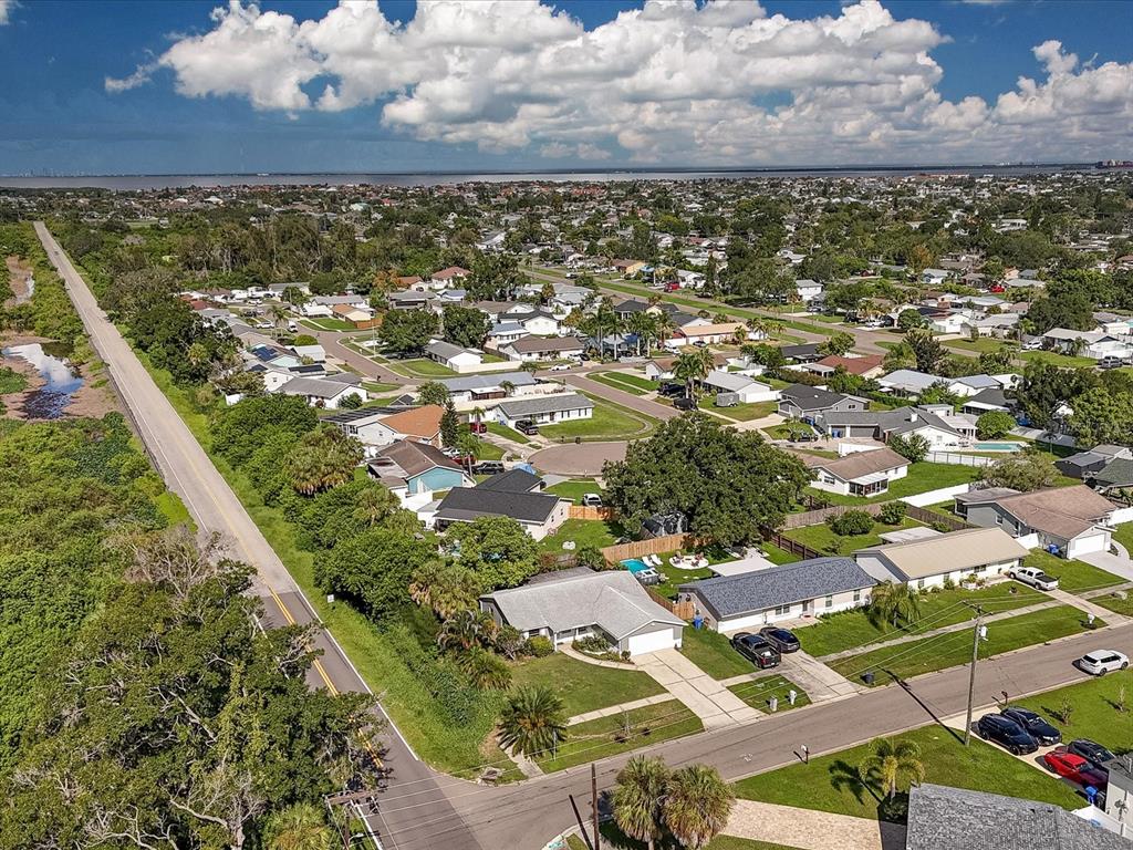 6002 FIREFLY LN, APOLLO BEACH, FL — photo 2 of 30