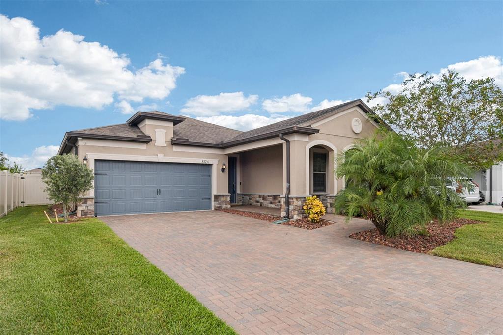 8124 OLIVE BROOK DRIVE