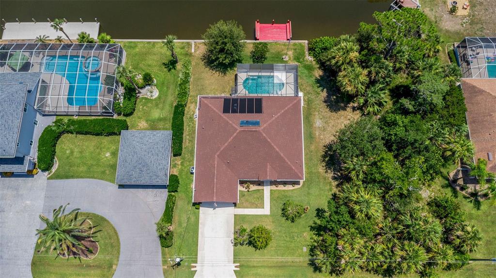 6 CEDARDALE COURT