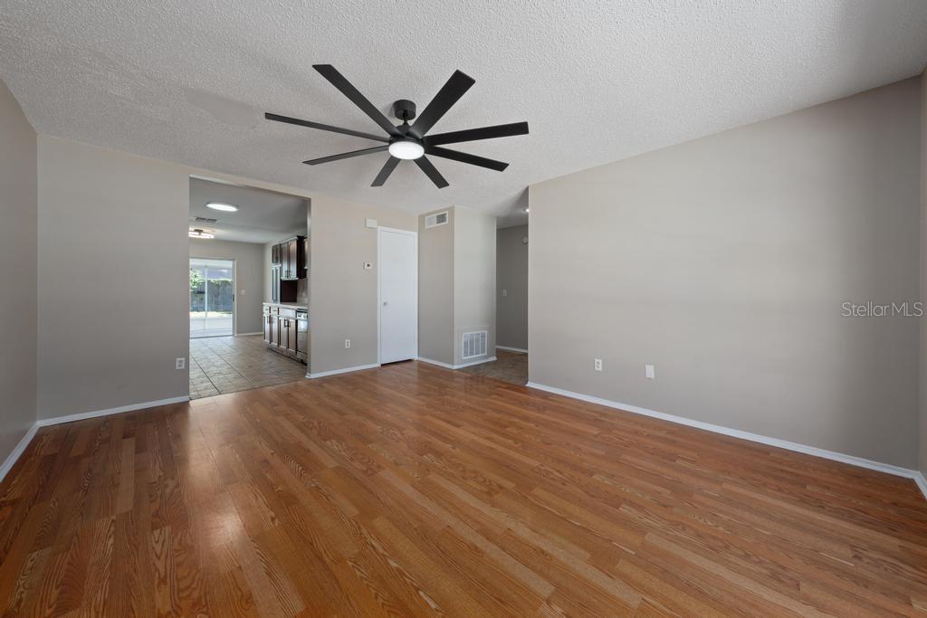 5319 FOX BRIAR TRAIL, ORLANDO, FL — photo 3 of 30