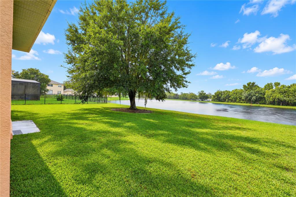 2838 SWEETSPIRE CIR, KISSIMMEE, FL — photo 2 of 30