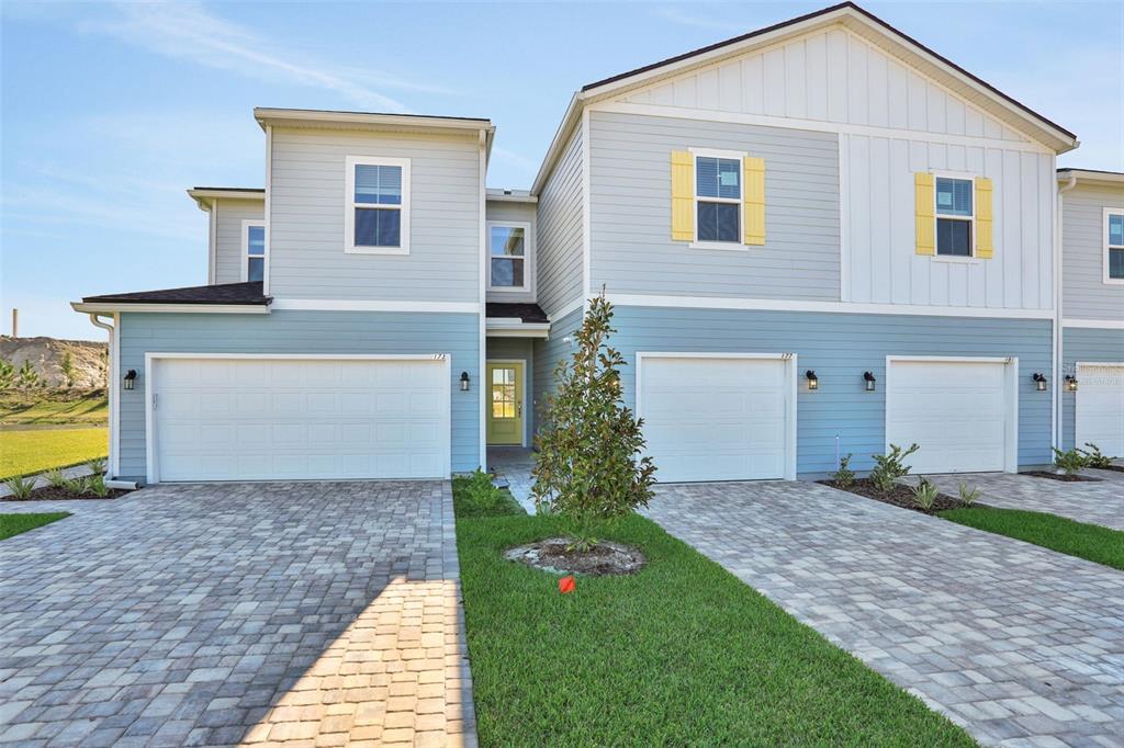 181 WOOD BREEZE WAY
