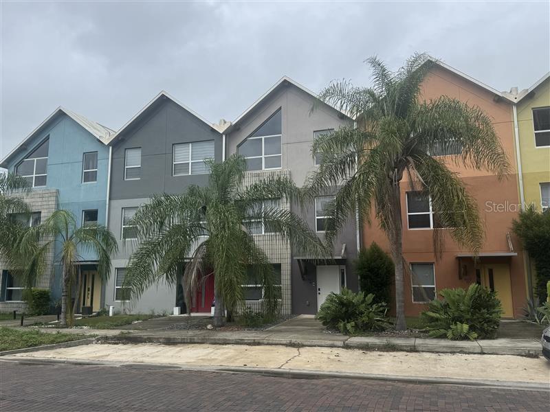 1603 WOODWARD STREET UNIT 18