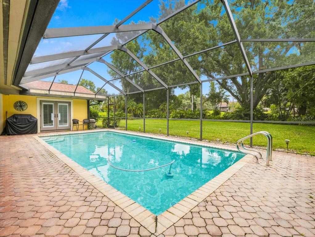 13903 MIDDLE PARK DRIVE, TAMPA, FL — photo 3 of 30