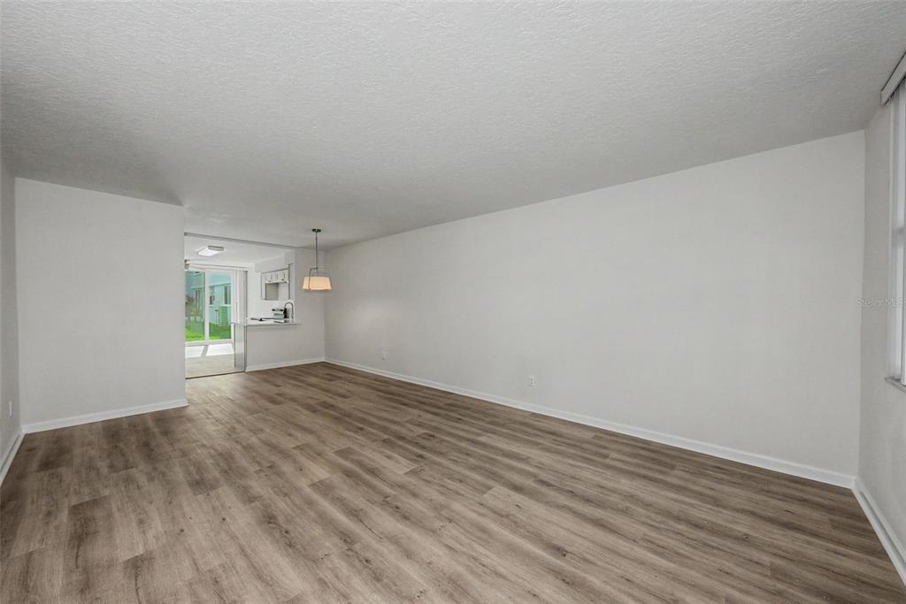 4715 BAY STREET NE UNIT 127, ST PETERSBURG, FL — photo 2 of 30