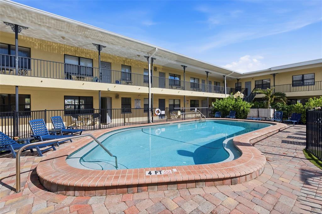 16333 GULF BOULEVARD UNIT 114, REDINGTON BEACH, FL — photo 5 of 23