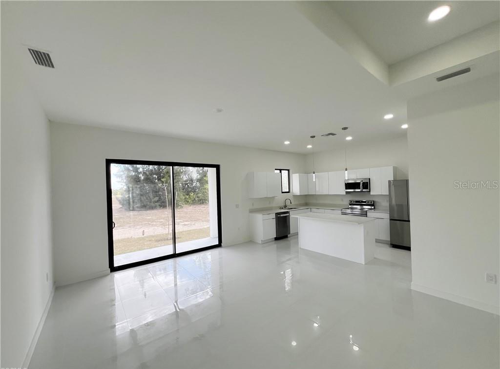 2113 NW 41ST AVENUE, CAPE CORAL, FL — photo 4 of 28