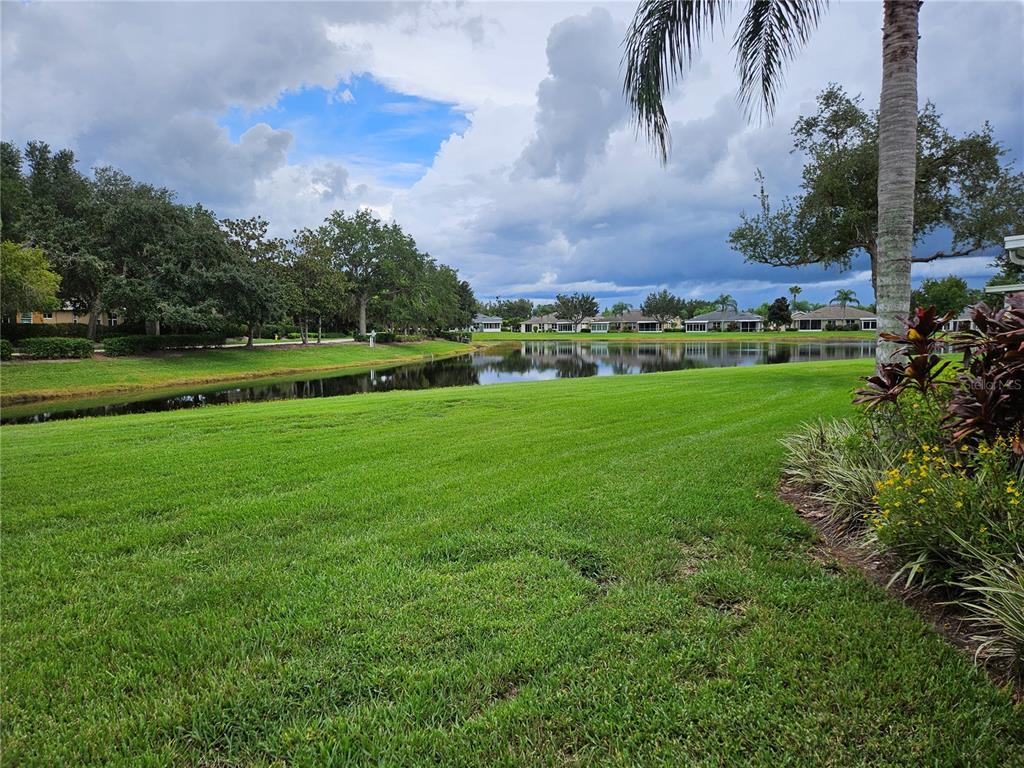 1215 LYNDHURST GREENS DRIVE UNIT .000, SUN CITY CENTER, FL — photo 4 of 30