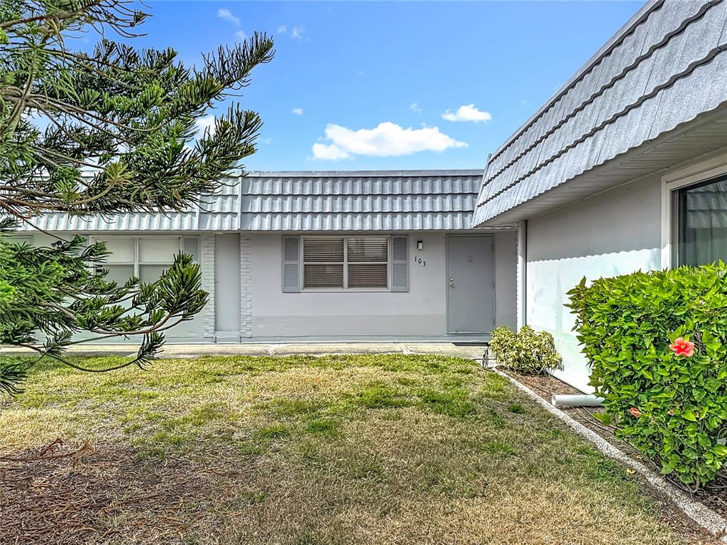 202 BEDFORD TRAIL UNIT 103
