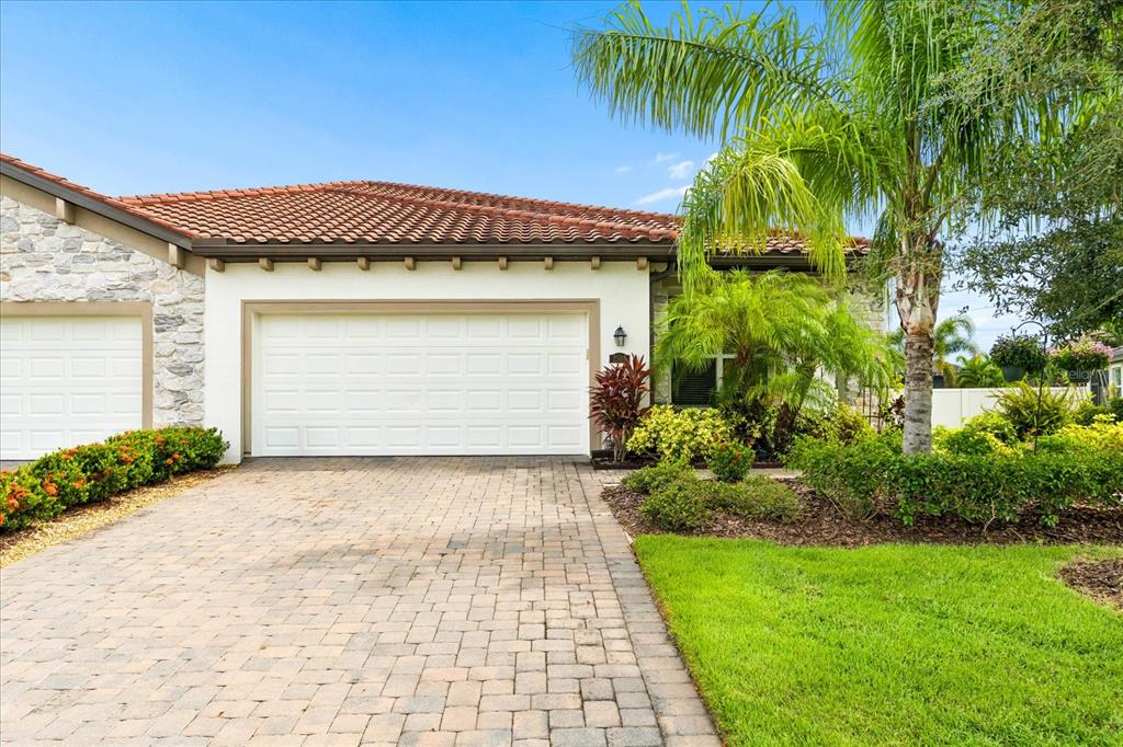 2505 AVOLET COURT, BRADENTON, FL — photo 3 of 30