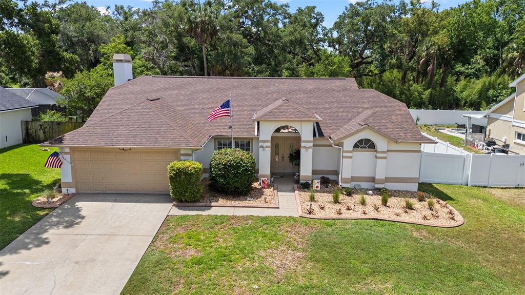 2739 HORSESHOE DRIVE