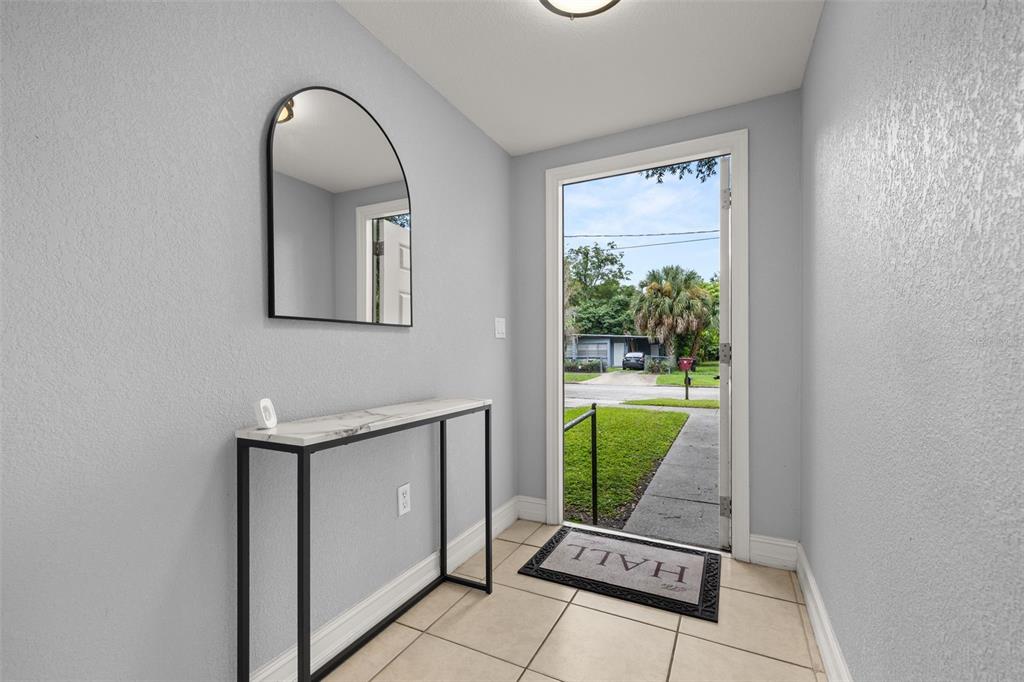 617 CITRUS STREET, ORLANDO, FL — photo 5 of 30