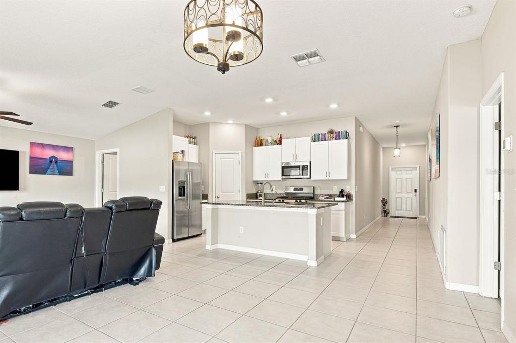 10358 SHADY PRESERVE DRIVE, RIVERVIEW, FL — photo 3 of 30