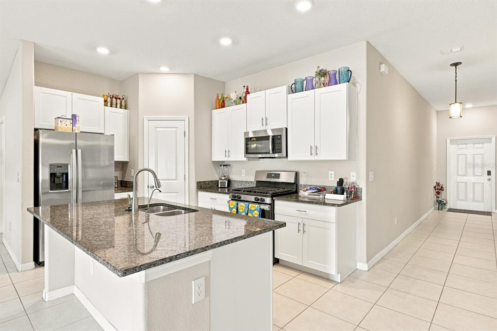 10358 SHADY PRESERVE DRIVE, RIVERVIEW, FL — photo 4 of 30