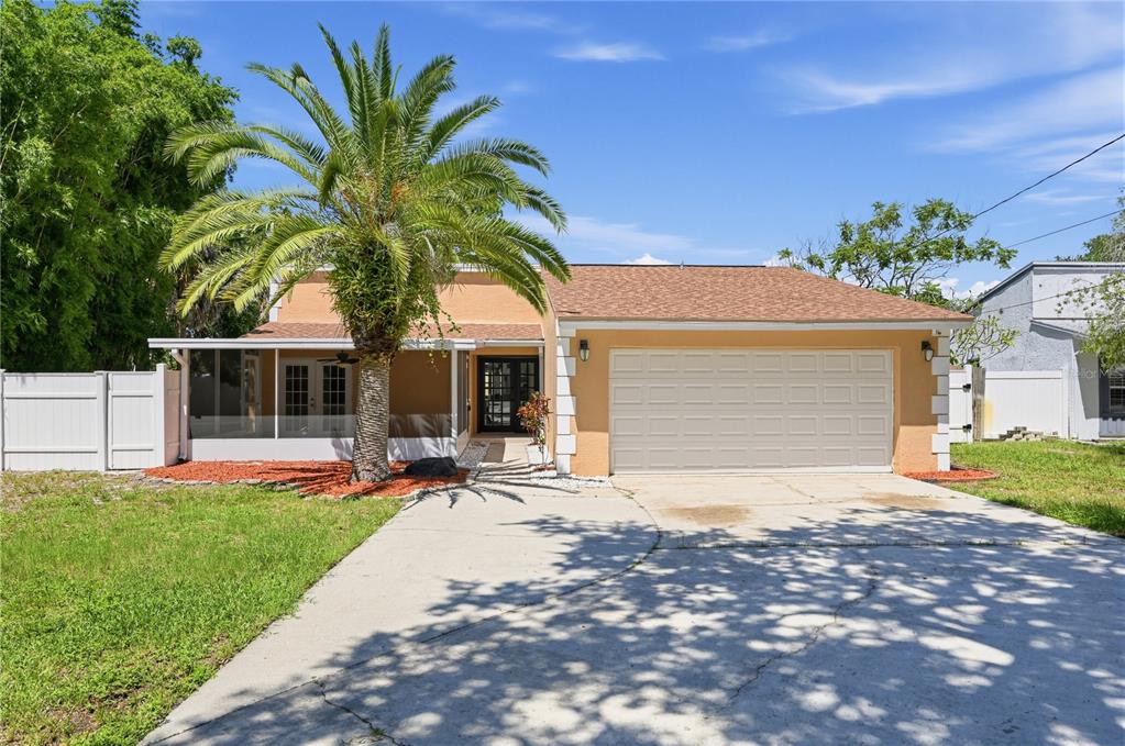 915 SEMINOLE BOULEVARD, TARPON SPRINGS, FL — photo 2 of 24