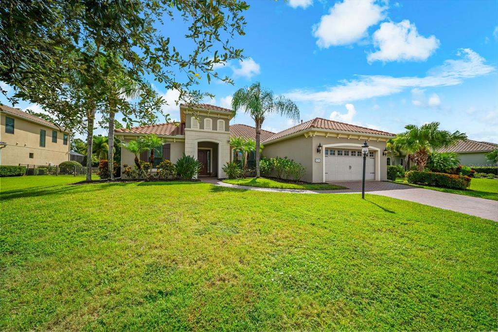 8256 LARKSPUR CIRCLE, SARASOTA, FL — photo 2 of 30