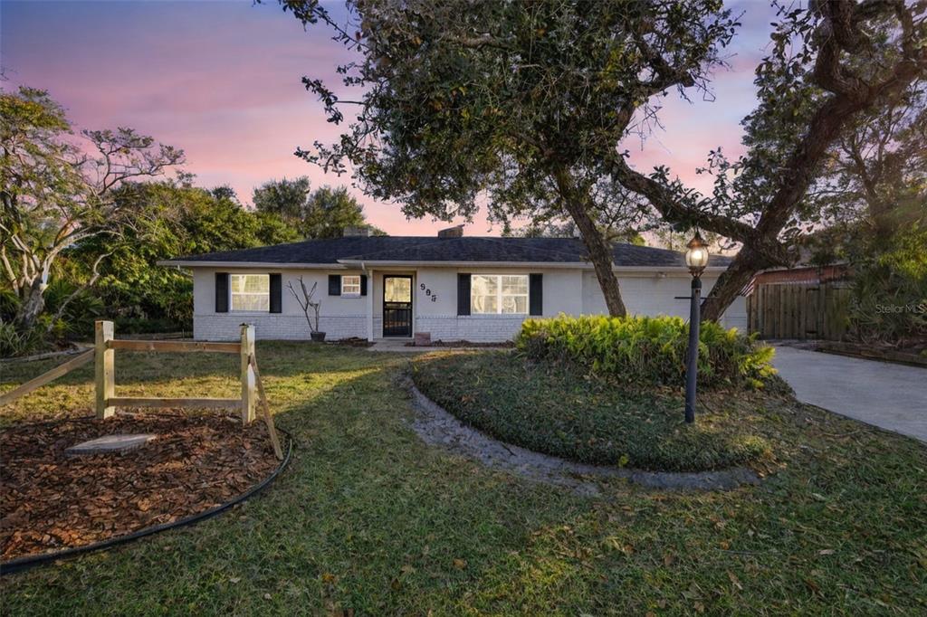 995 SWEETBRIER DRIVE