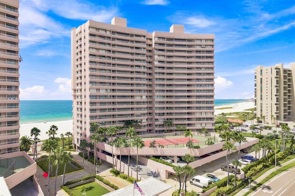 1310 GULF BOULEVARD UNIT 4D, CLEARWATER BEACH, FL — photo 2 of 30