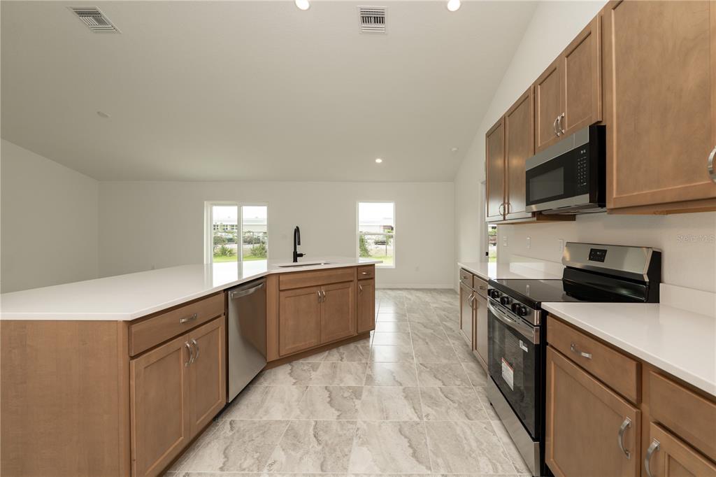 4423 CREMONA DRIVE, SEBRING, FL — photo 4 of 27