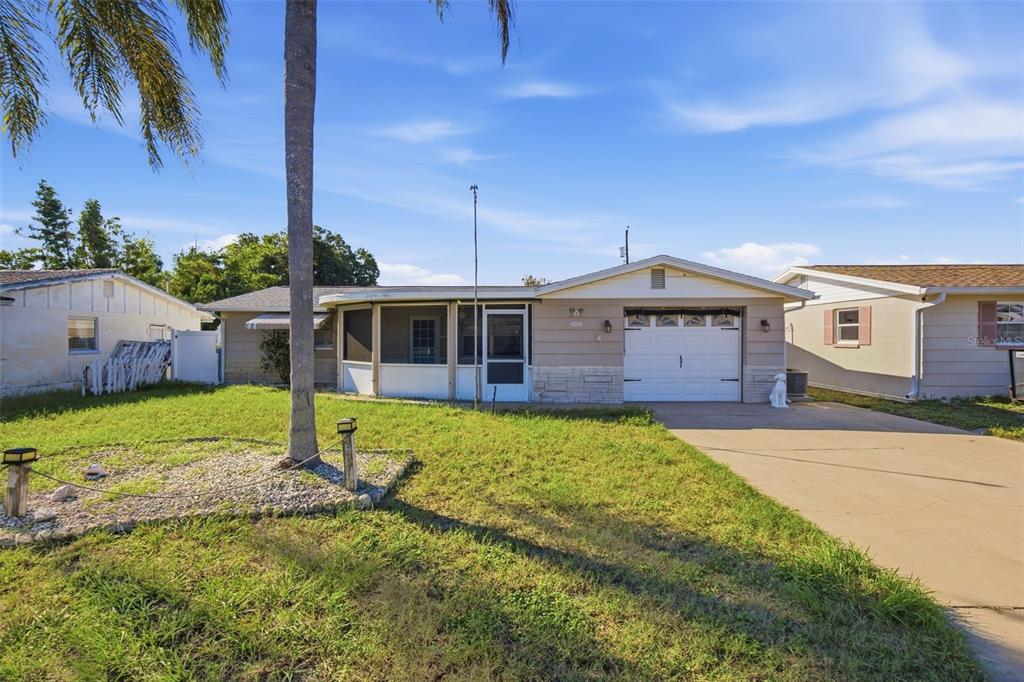 4030 CLUSTER DRIVE, HOLIDAY, FL — photo 2 of 45