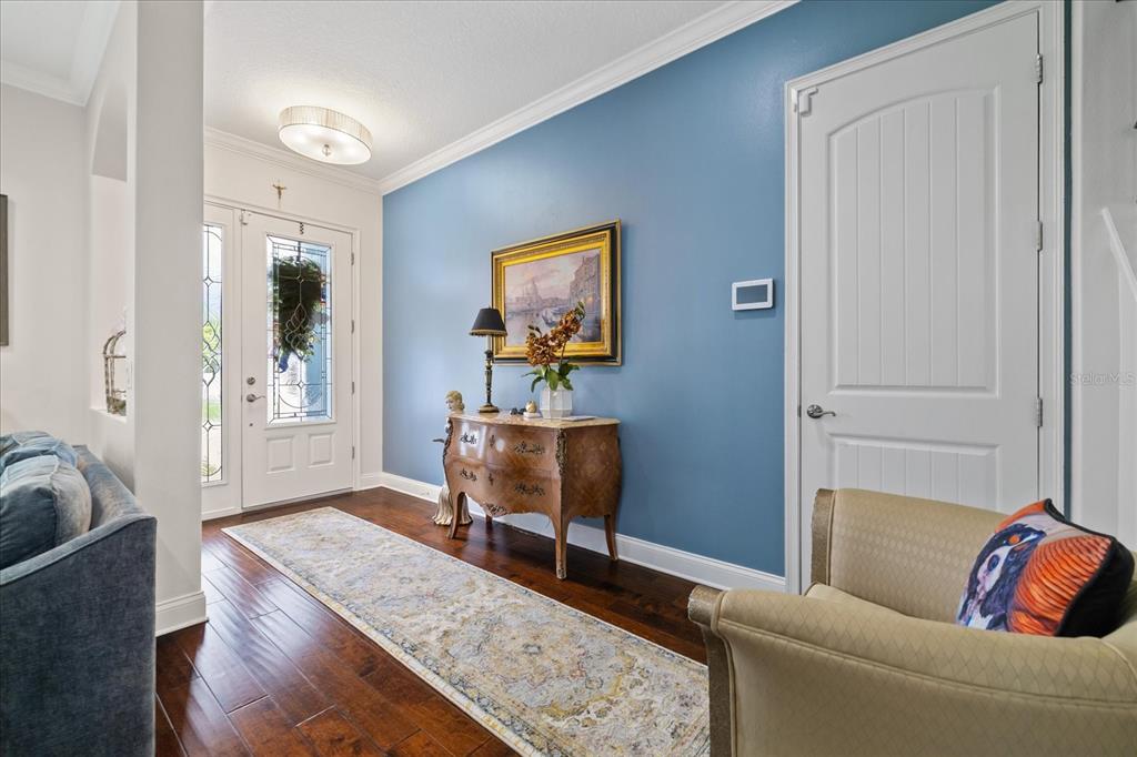 2712 W GRAY STREET, TAMPA, FL — photo 4 of 30