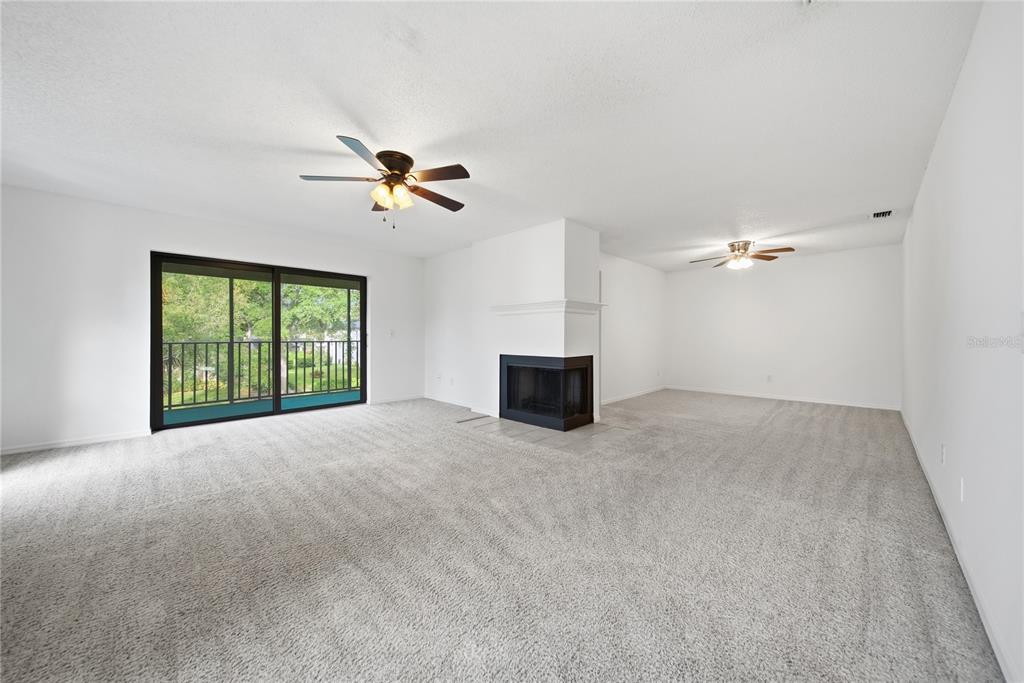 4520 SOUTHAMPTON COURT UNIT 4520, TAMPA, FL — photo 3 of 28