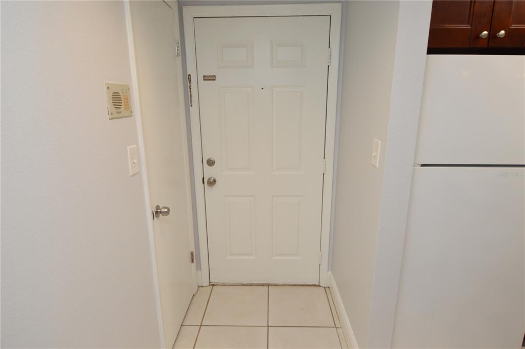 8709 FANCY FINCH DRIVE UNIT 102, TAMPA, FL — photo 4 of 30
