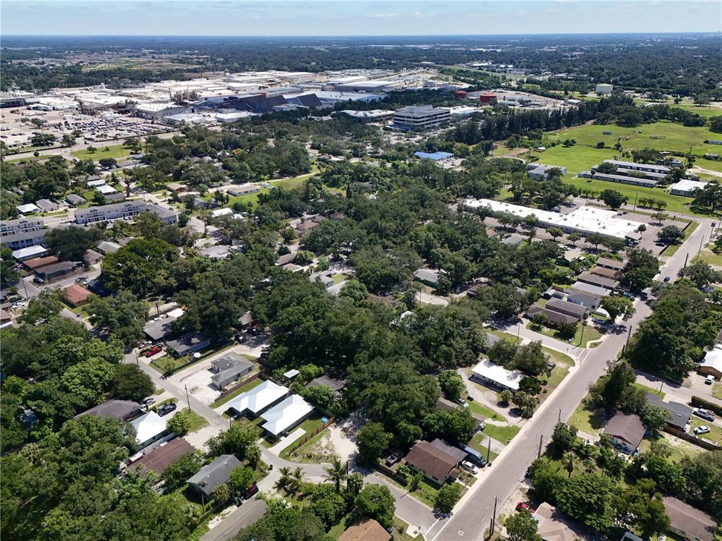 1009 4TH ST E STREET, BRADENTON, FL — photo 4 of 30