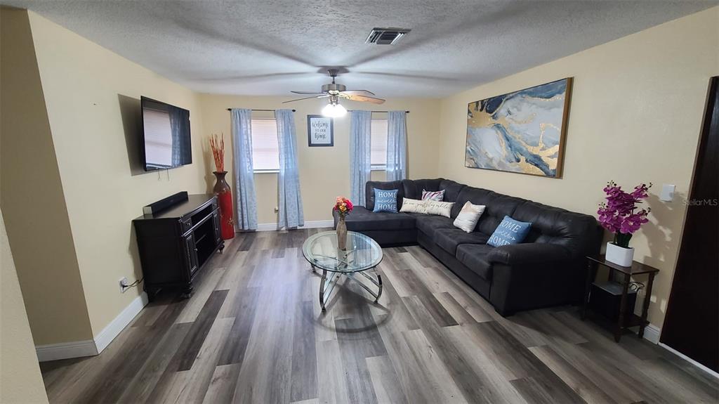 4314 PRINCE HALL BOULEVARD, ORLANDO, FL — photo 5 of 5