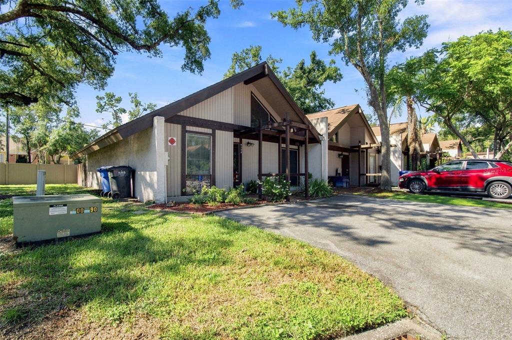 4130 MURIEL PLACE UNIT 5-C, TAMPA, FL — photo 2 of 25