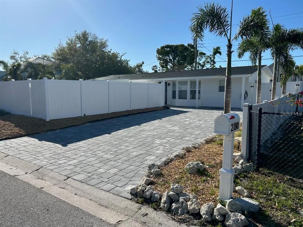 2180 ORCHID STREET