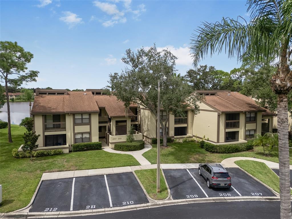 210 WOODLAKE WYNDE, OLDSMAR, FL — photo 2 of 28