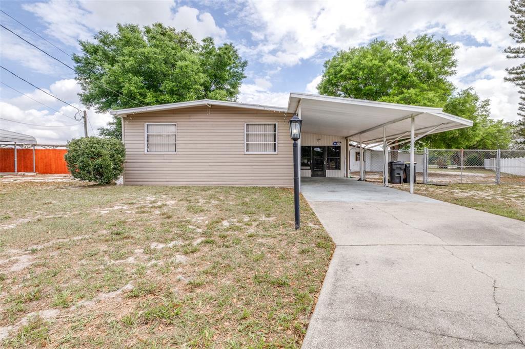 5847 RED FOX DRIVE