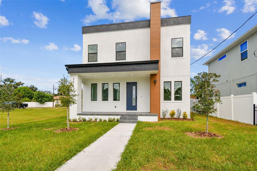 3017 W SPRUCE STREET, TAMPA, FL — photo 3 of 30