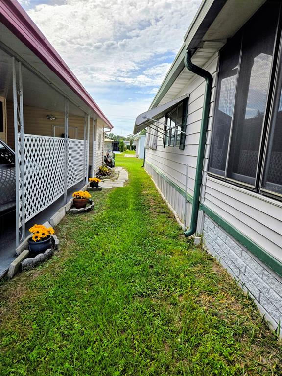 6245 QUALITY LANE, ZEPHYRHILLS, FL — photo 4 of 47