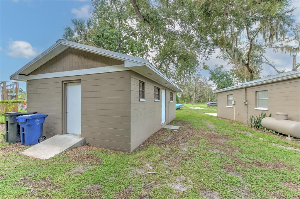 8825 COBB ROAD, RIVERVIEW, FL — photo 4 of 30